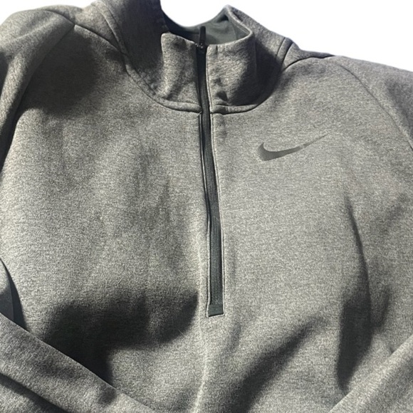 Nike Therma-FIT Training Men's Small 1/4 Zip Charcoal Heather LS Top - Picture 4 of 10